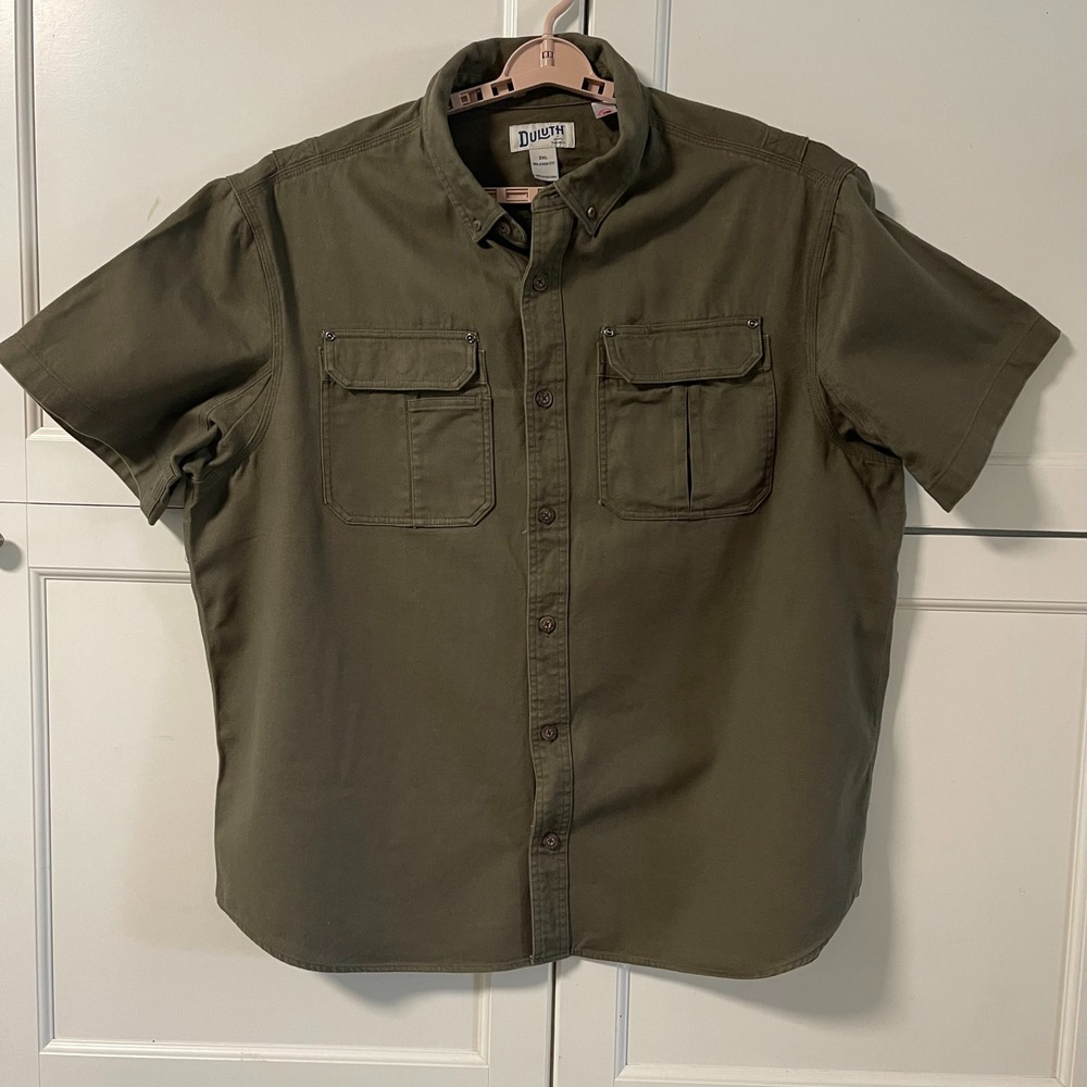 Duluth Trading Co Mens 2XL Relaxed Short Sleeve Button Down Shirt Olive Green